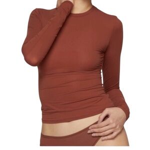 SKIMS Fits Everybody Long Sleeve T-Shirt in Sienna